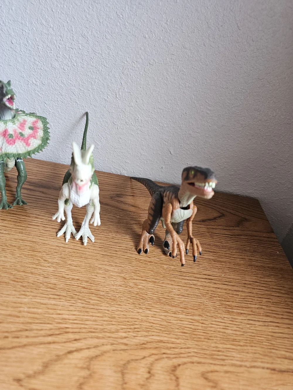 Jurrasic Park 4 Dinosaur LOT 9 Inch Raptors & More